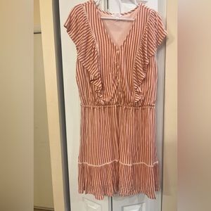Super comfortable Lauren Conrad dress